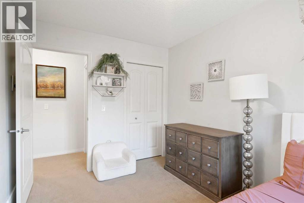Single Family House for Sale in  Chaparral Valley Gardens SE Chaparral Calgary 
