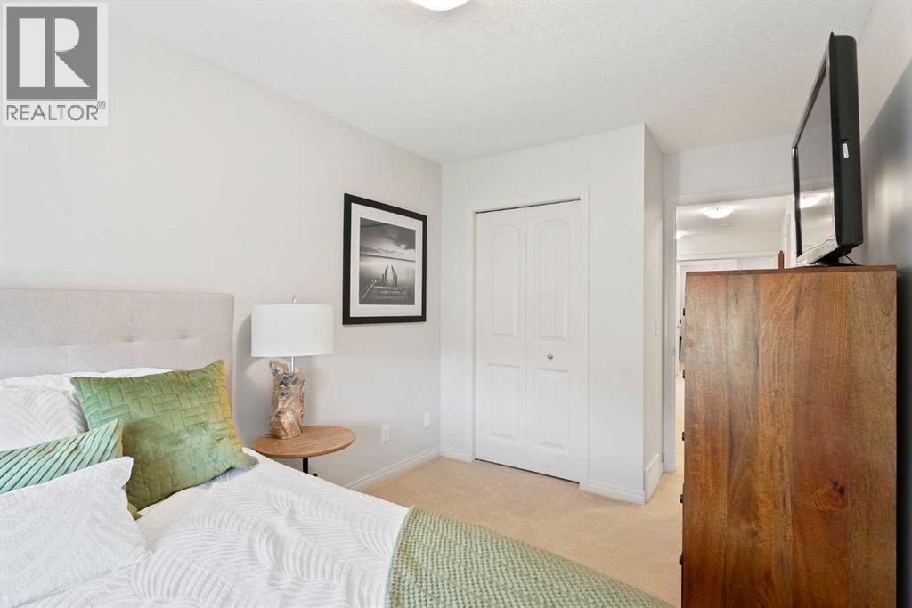 Single Family House for Sale in  Chaparral Valley Gardens SE Chaparral Calgary 