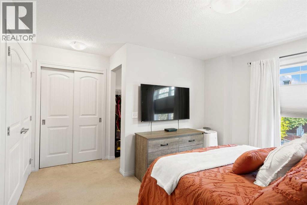 Single Family House for Sale in  Chaparral Valley Gardens SE Chaparral Calgary 