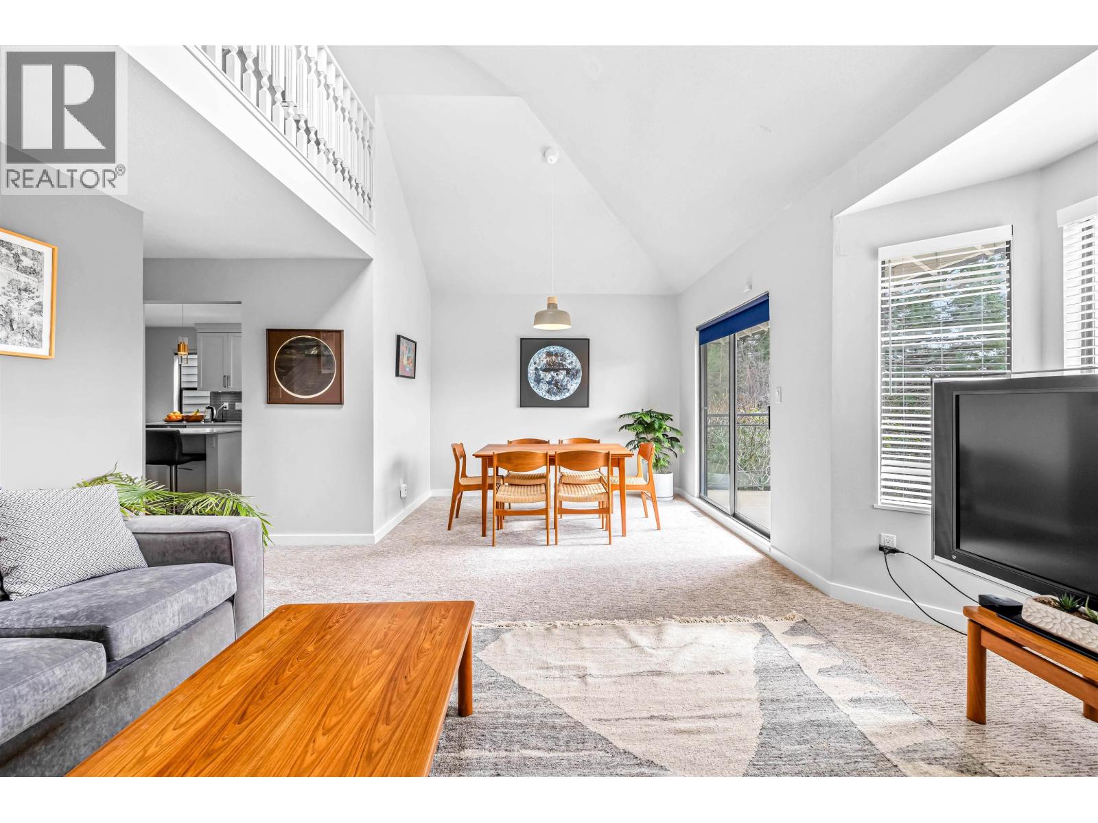 5709 OWL COURT, North Vancouver
