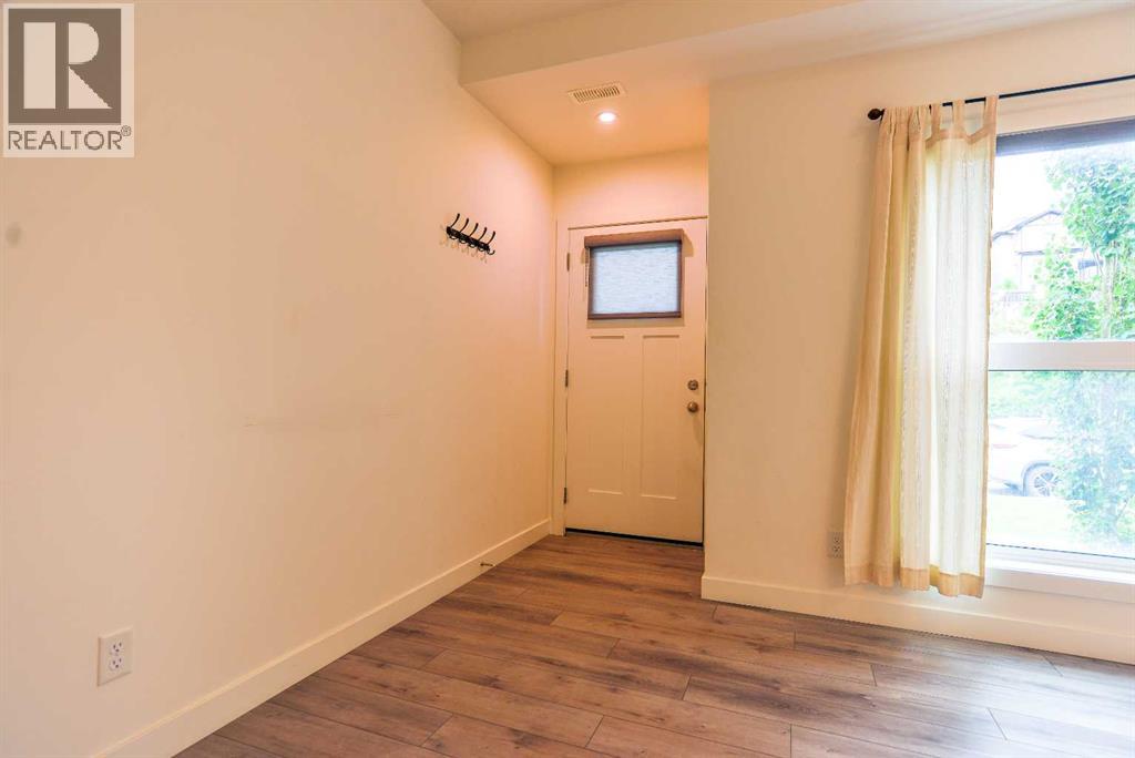 Single Family House for Sale in  Spring Creek Common SW Springbank Hill Calgary 