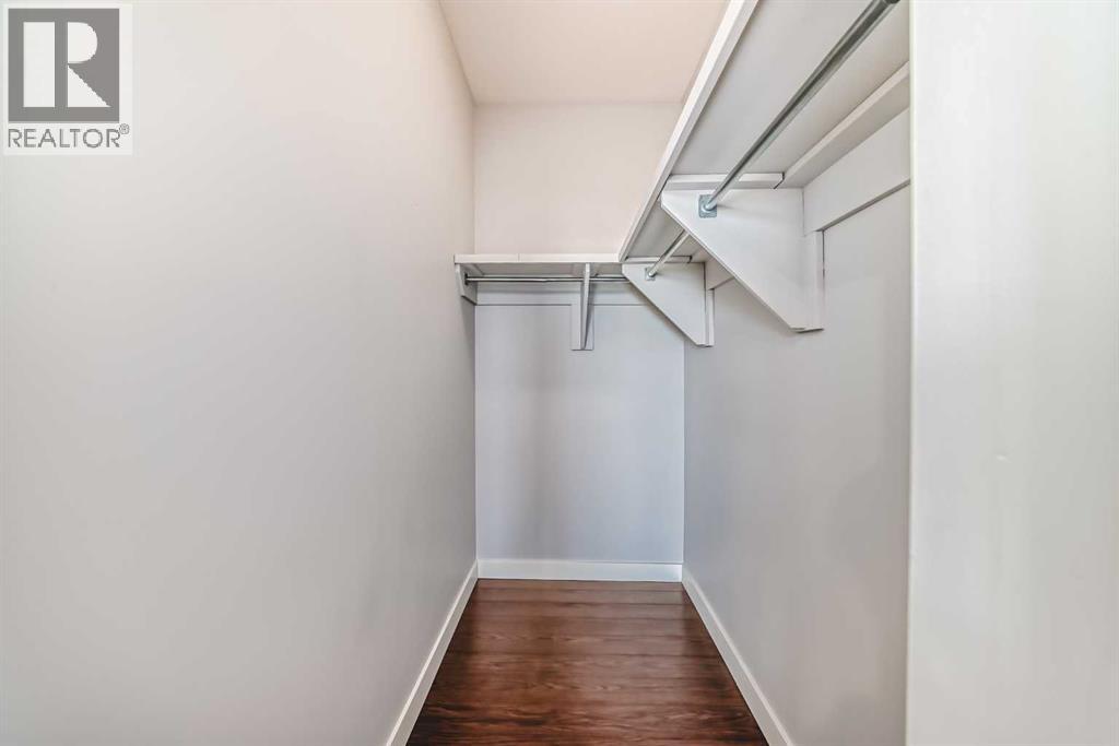 Single Family House for Sale in   Springborough Court SW Springbank Hill Calgary 