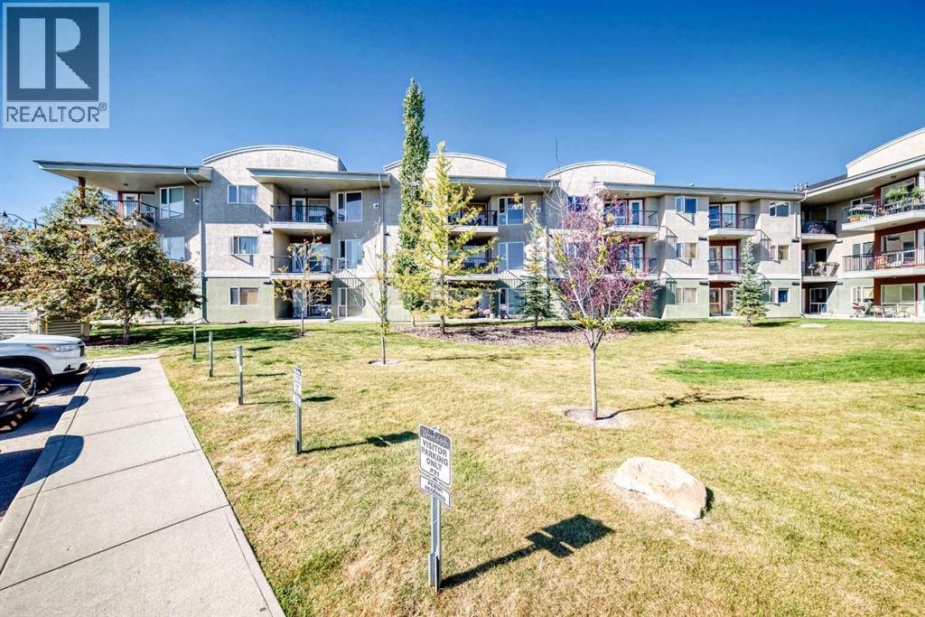 Single Family House for Sale in   Springborough Court SW Springbank Hill Calgary 