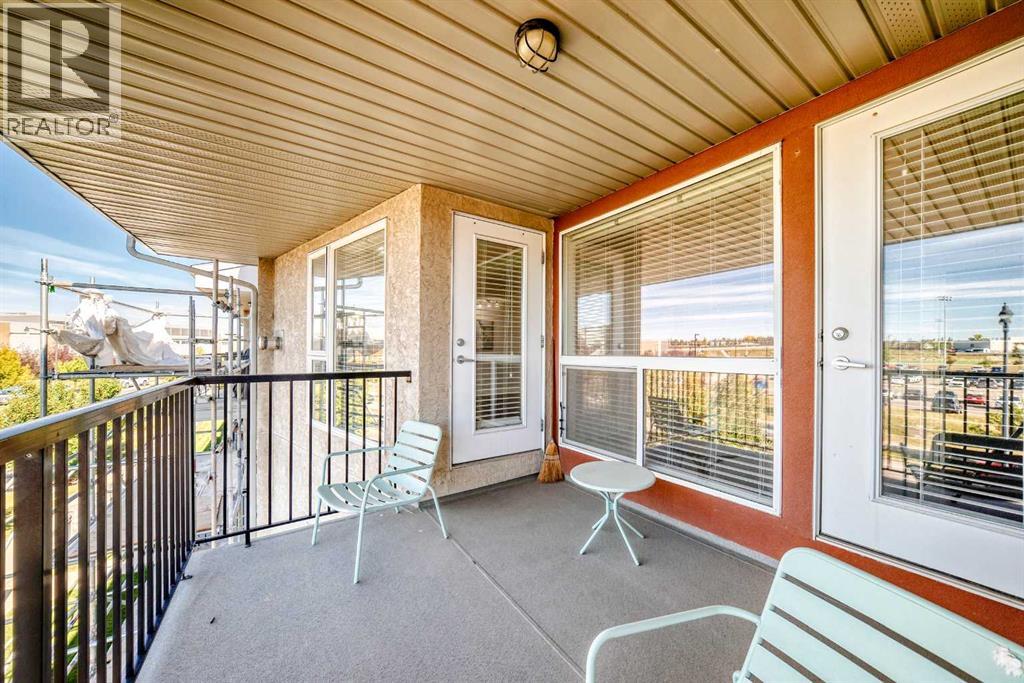 Single Family House for Sale in   Springborough Court SW Springbank Hill Calgary 