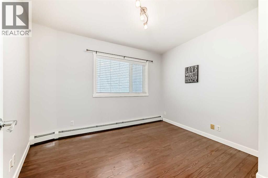 Single Family House for Sale in   Springborough Court SW Springbank Hill Calgary 