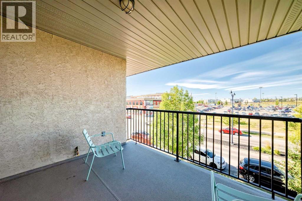 Single Family House for Sale in   Springborough Court SW Springbank Hill Calgary 