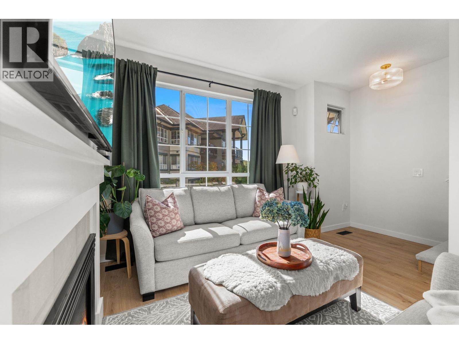 53 9088 HALSTON COURT, Burnaby