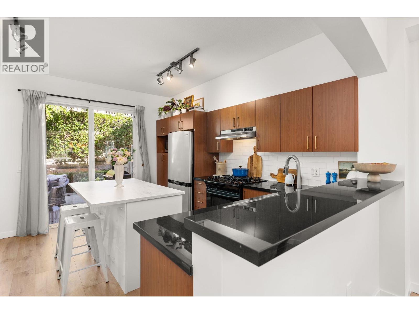 53 9088 HALSTON COURT, Burnaby