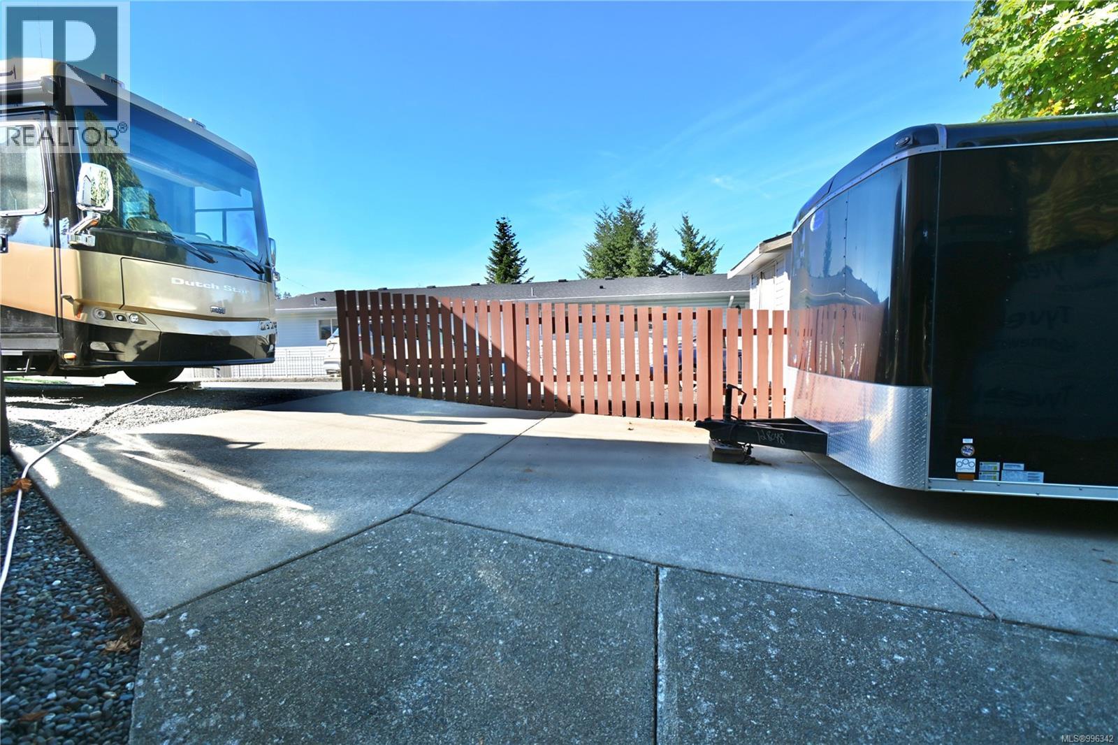 820 10th Ave, Campbell River