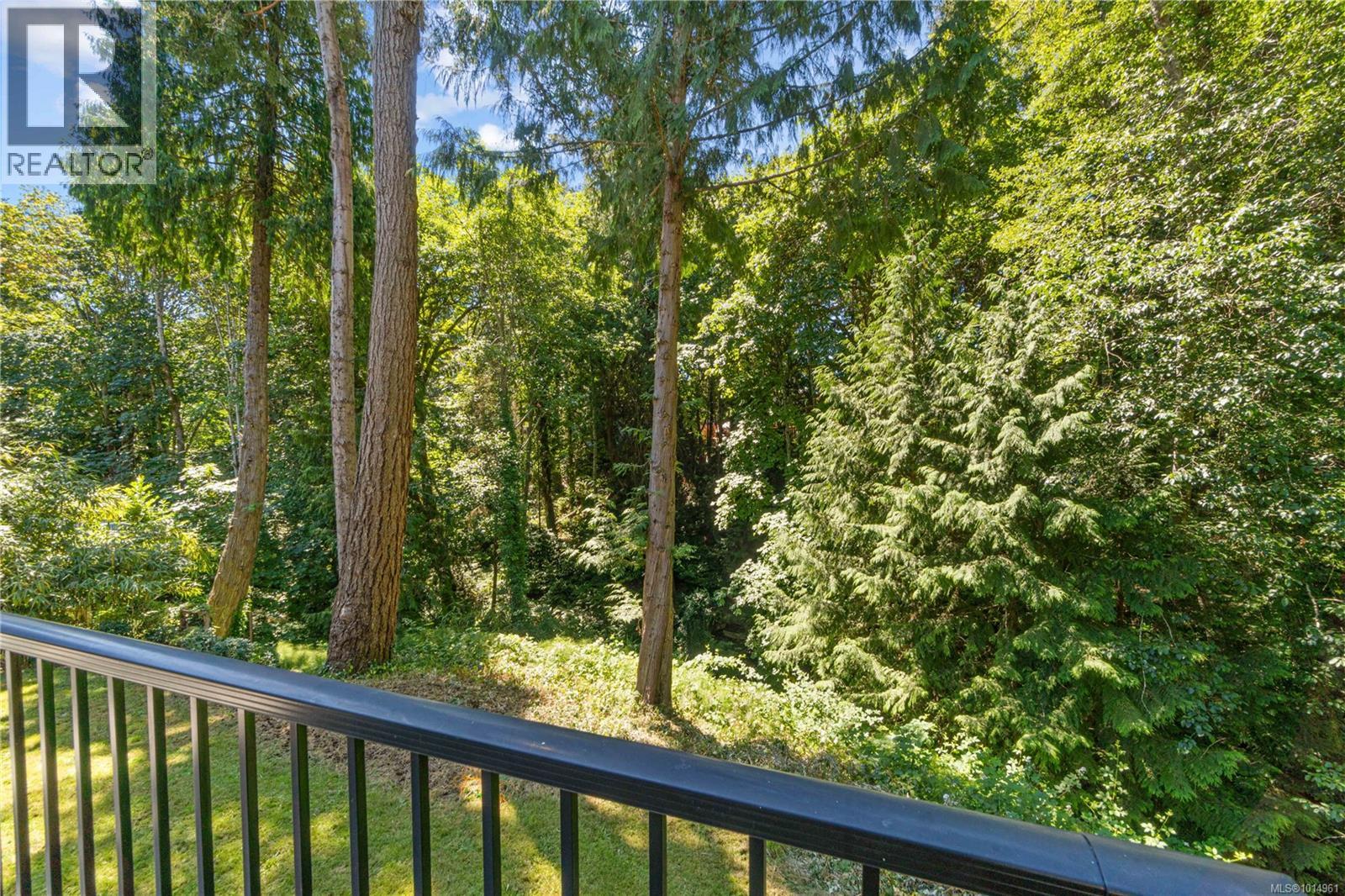 3365 Departure Bay Rd, Nanaimo