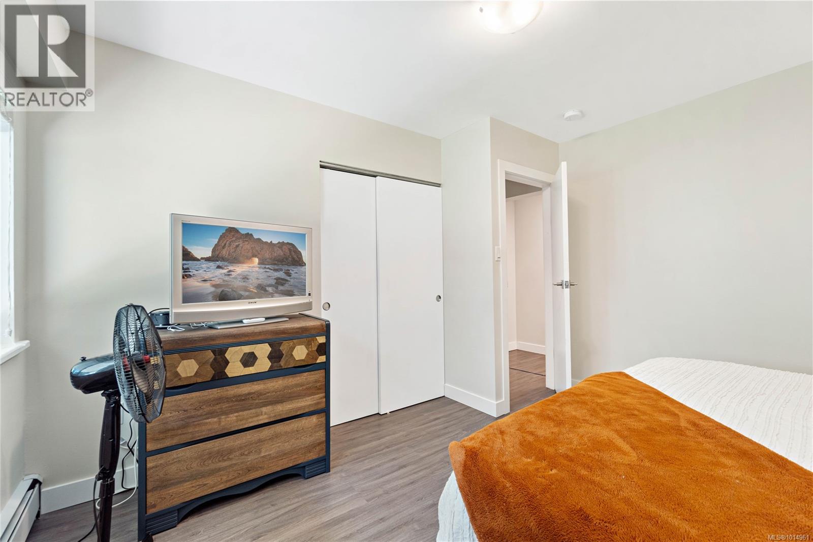 3365 Departure Bay Rd, Nanaimo