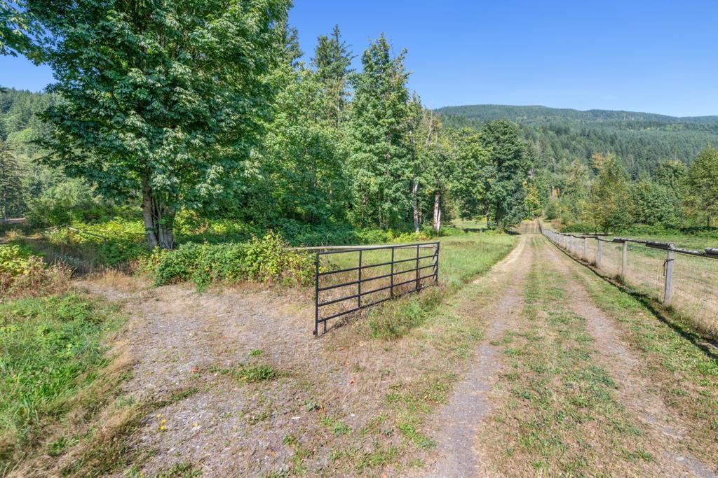 1400 MAPLE ROCK DRIVE, Columbia Valley, Columbia Valley