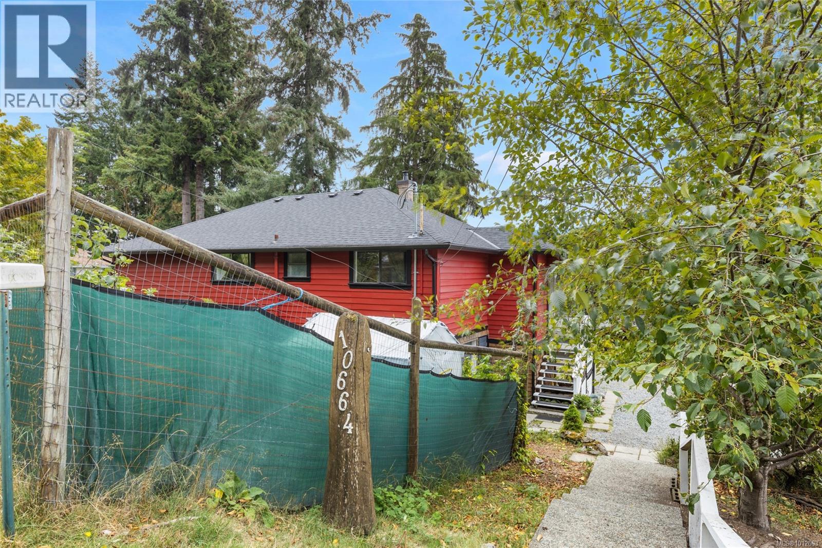 10664 Cedar Dr, Youbou