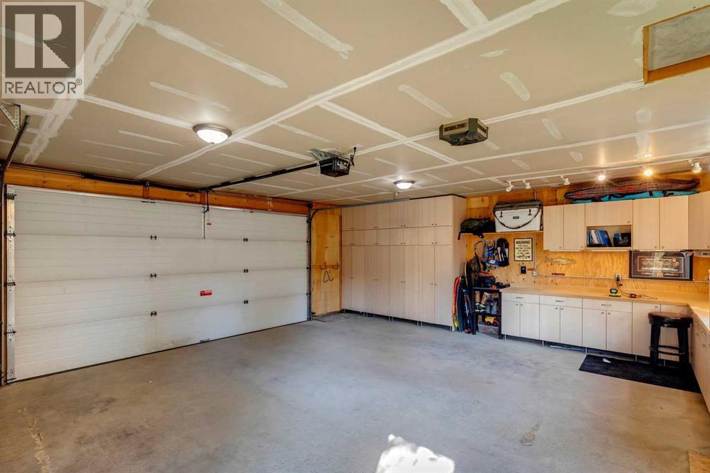 Single Family House Bungalow for Sale in  Gloucester Crescent SW Glamorgan Calgary 