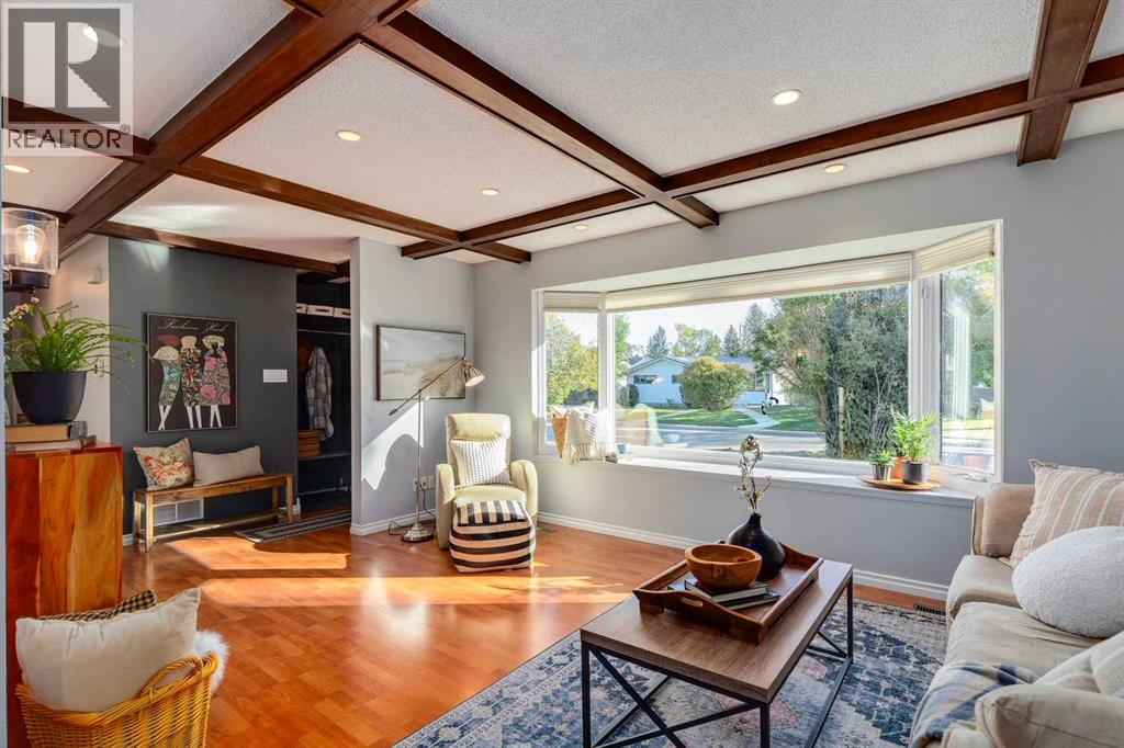 Single Family House Bungalow for Sale in  Gloucester Crescent SW Glamorgan Calgary 