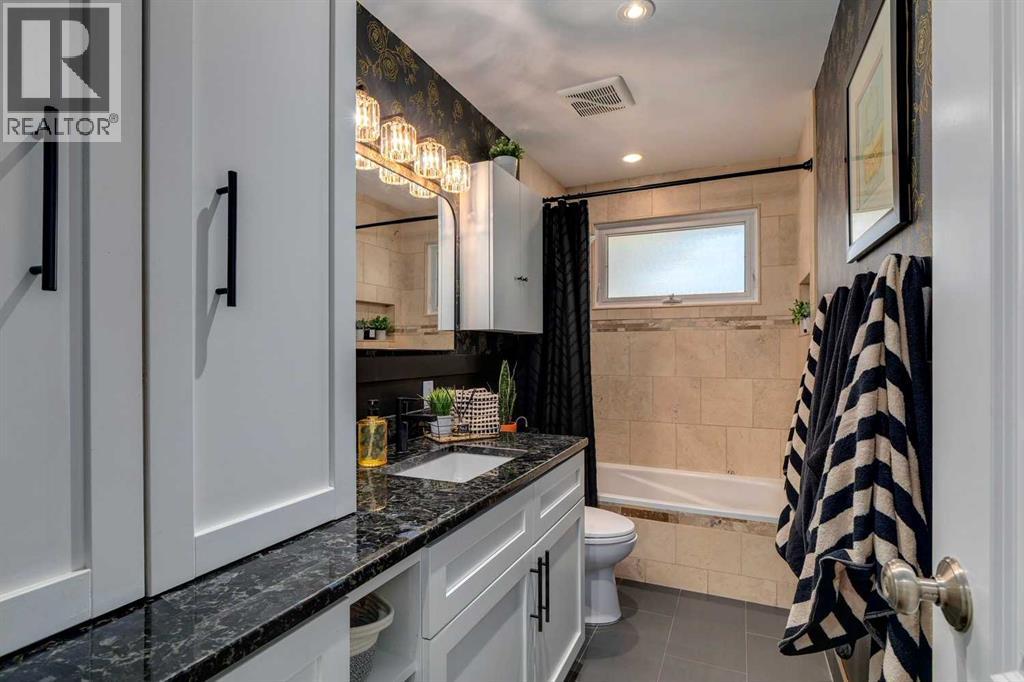 Single Family House Bungalow for Sale in  Gloucester Crescent SW Glamorgan Calgary 