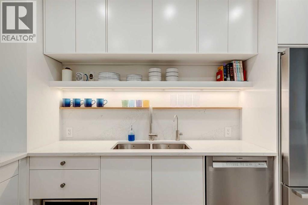 Single Family House Multi-level for Sale in    Street SW Beltline Calgary 