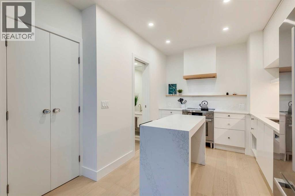 Single Family House Multi-level for Sale in    Street SW Beltline Calgary 