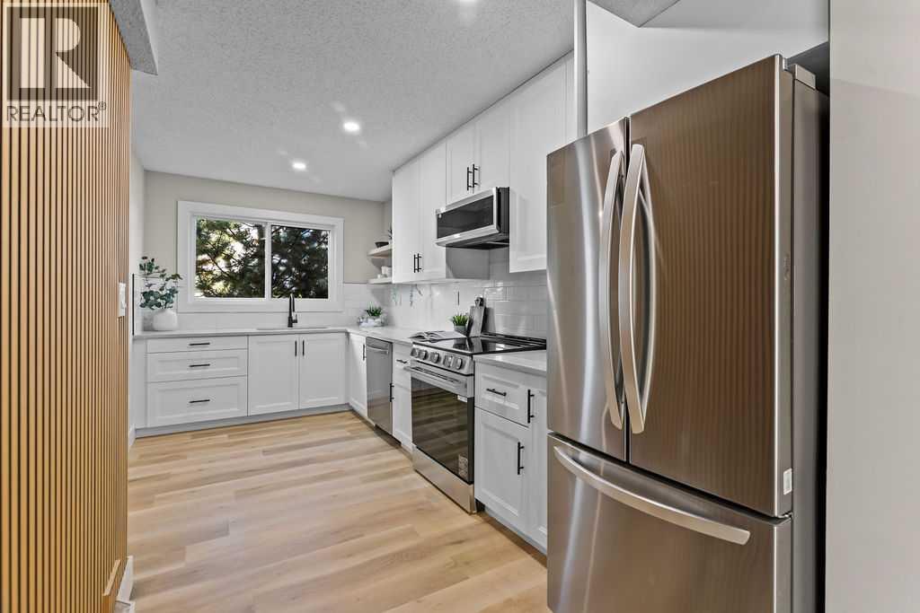 Single Family House for Sale in    Avenue SW Glamorgan Calgary 