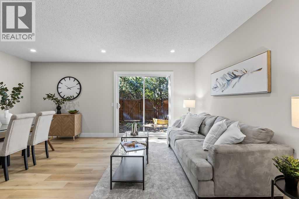 Single Family House for Sale in    Avenue SW Glamorgan Calgary 