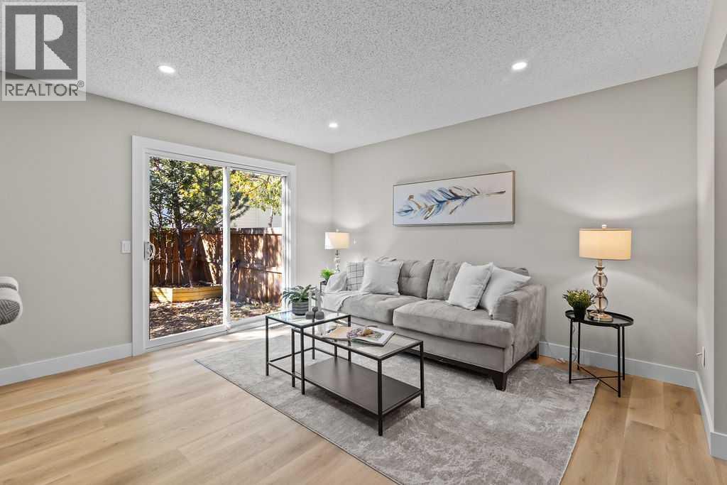 Single Family House for Sale in    Avenue SW Glamorgan Calgary 