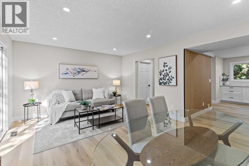 Single Family House for Sale in    Avenue SW Glamorgan Calgary 