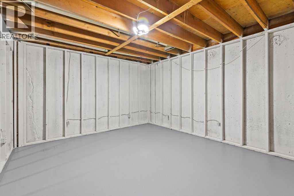 Single Family House for Sale in    Avenue SW Glamorgan Calgary 