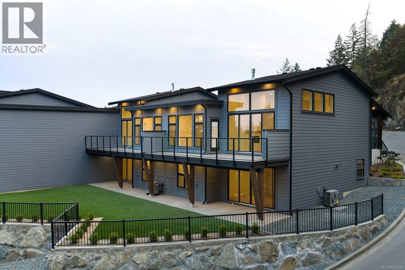 101 2332 Copper Rock Court, Langford