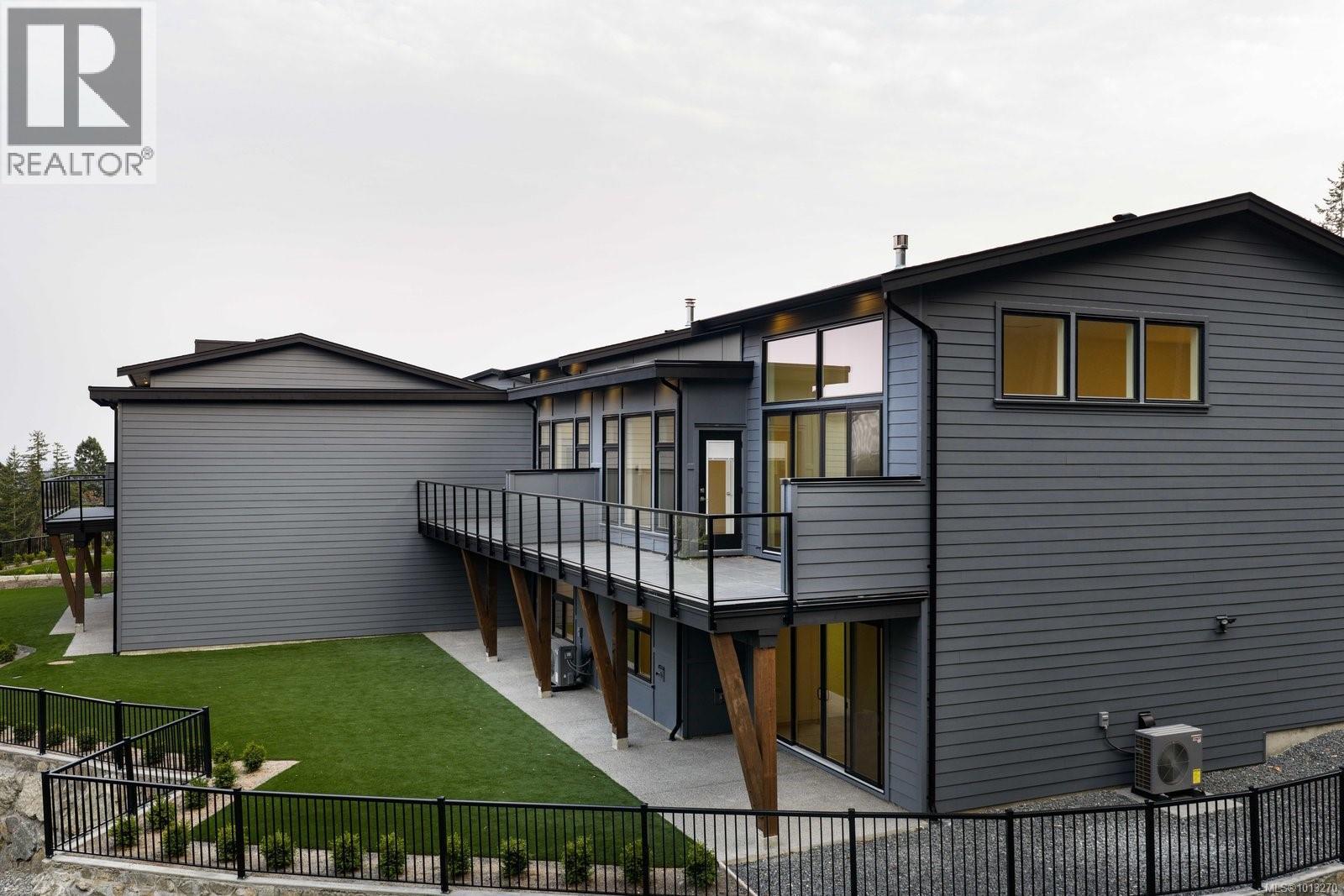 101 2332 Copper Rock Court, Langford