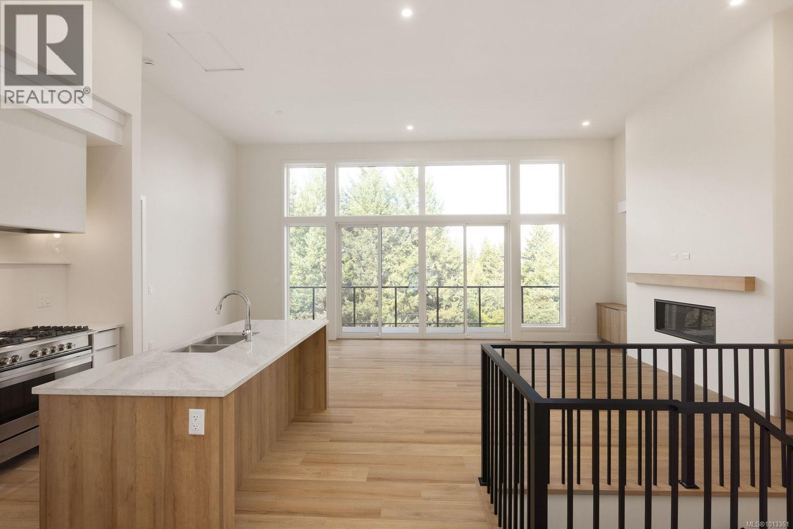 105 2332 Copper Rock Court, Langford