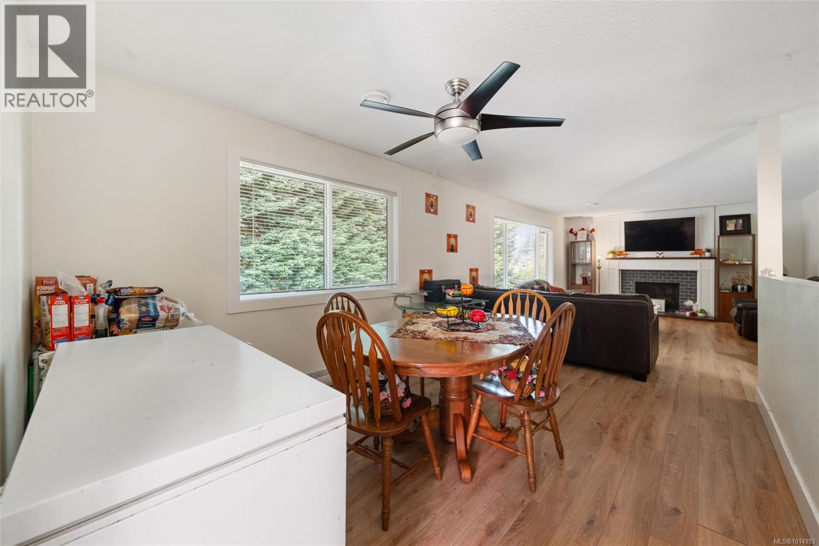  798 Cecil Blogg Drive, Colwood
