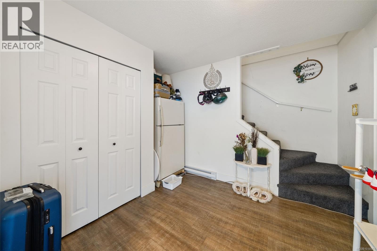  798 Cecil Blogg Drive, Colwood