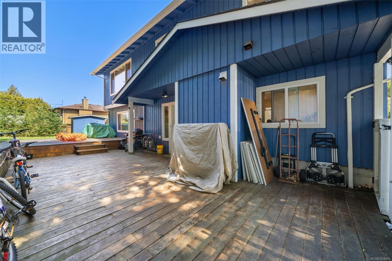  798 Cecil Blogg Drive, Colwood
