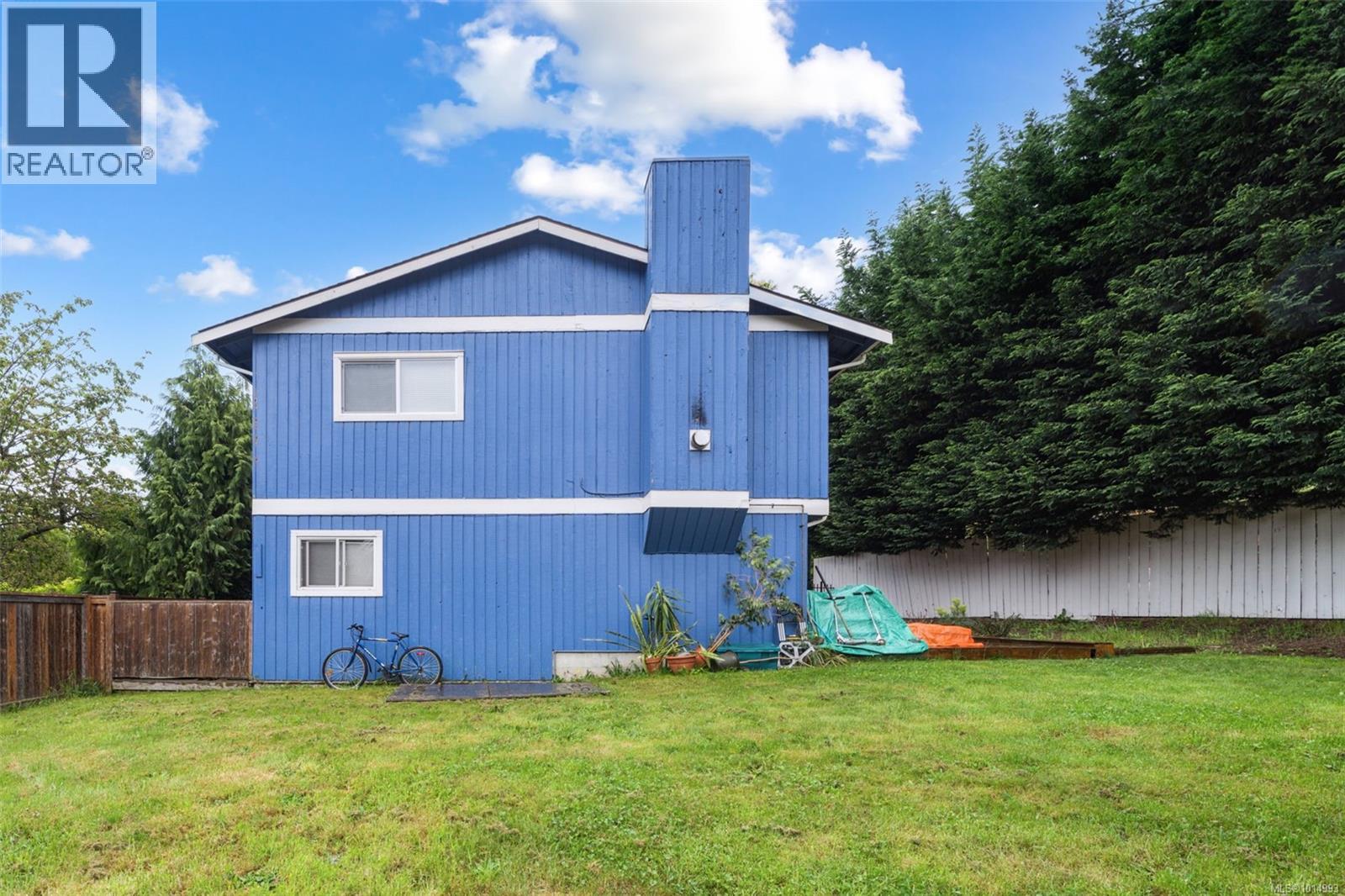  798 Cecil Blogg Drive, Colwood