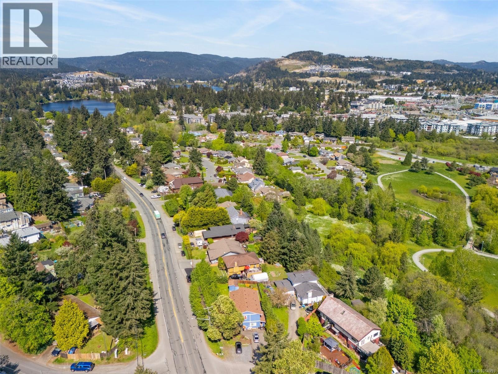  798 Cecil Blogg Drive, Colwood