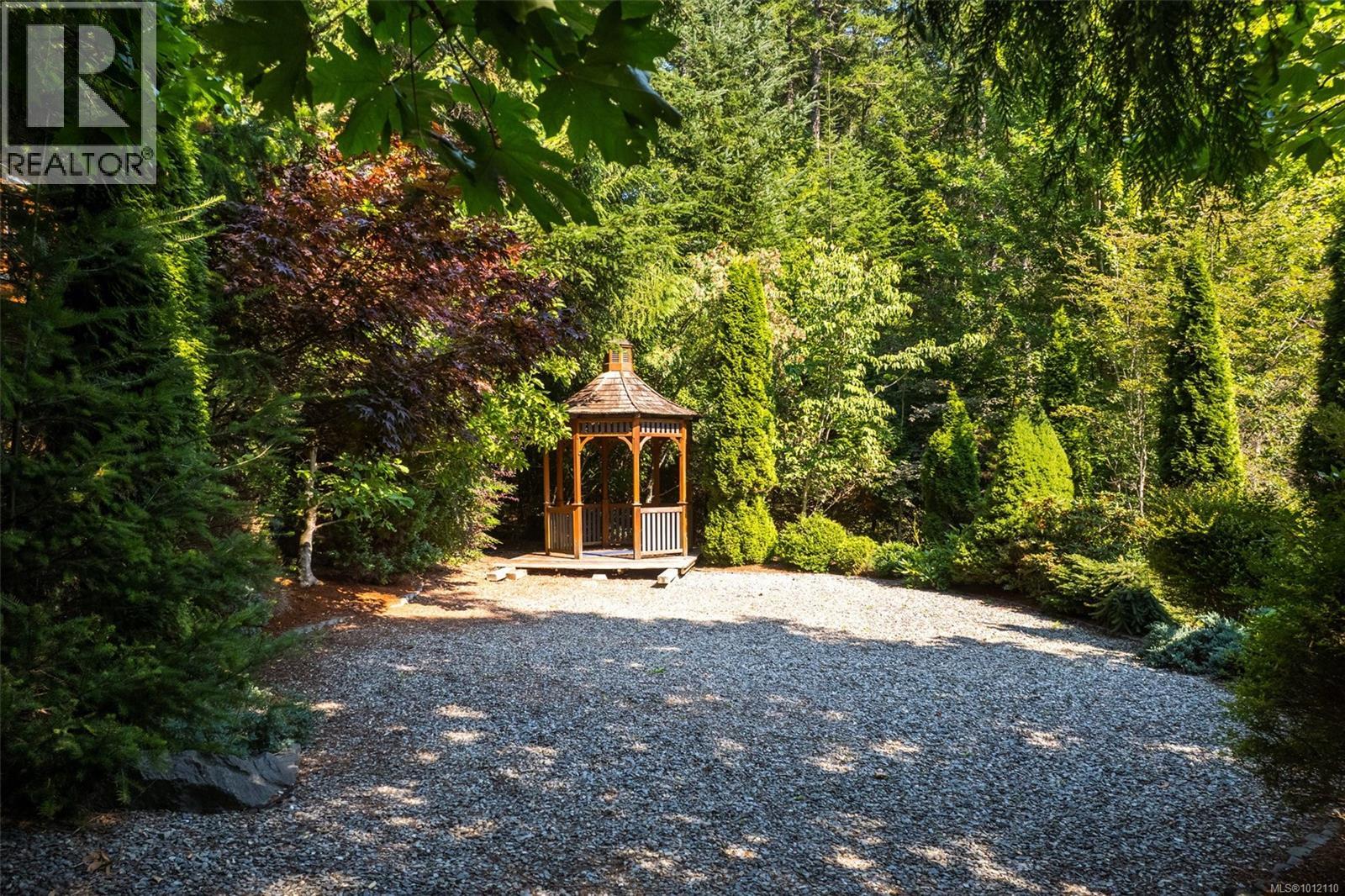  4466 Lindholm Road, Metchosin