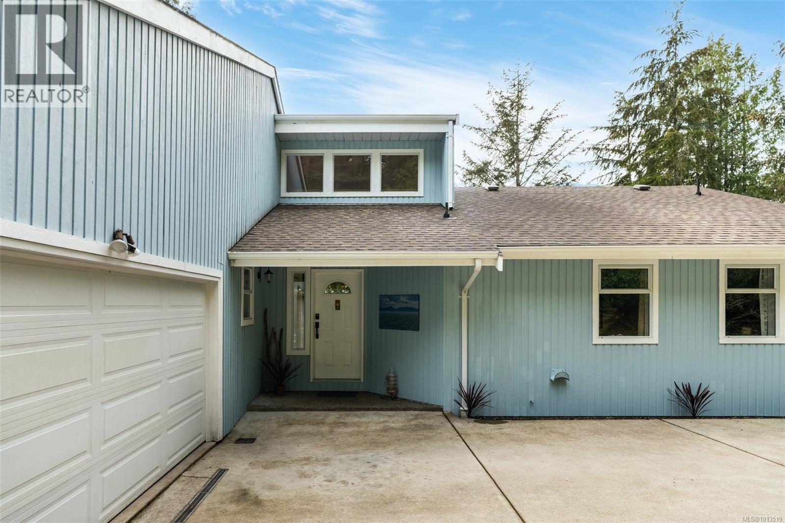  2601 Seaside Drive, Sooke