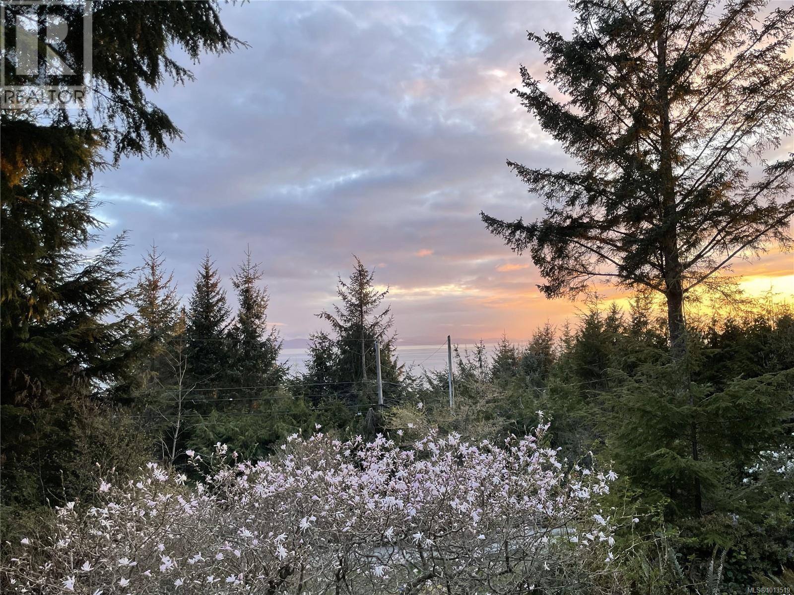 2601 Seaside Drive, Sooke