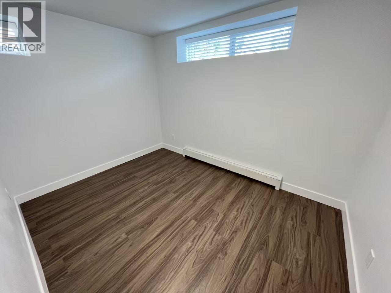 7789 DOW AVENUE, Burnaby