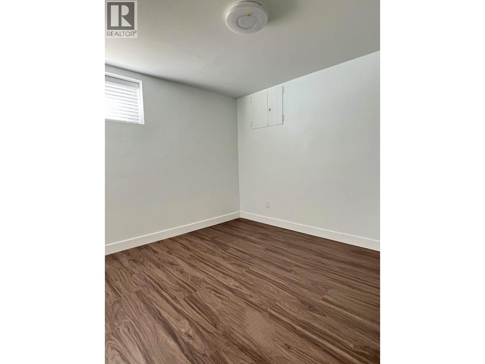 7789 DOW AVENUE, Burnaby