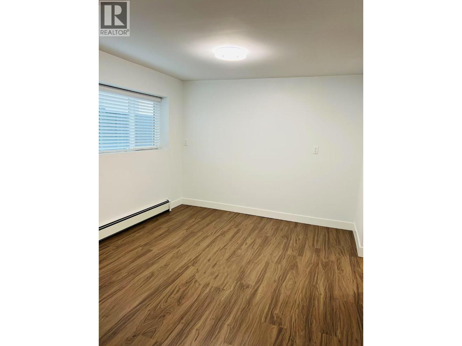 7789 DOW AVENUE, Burnaby