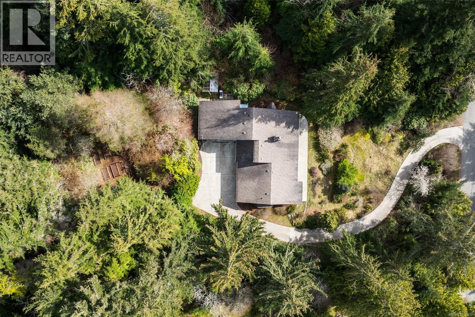  2601 Seaside Drive, Sooke