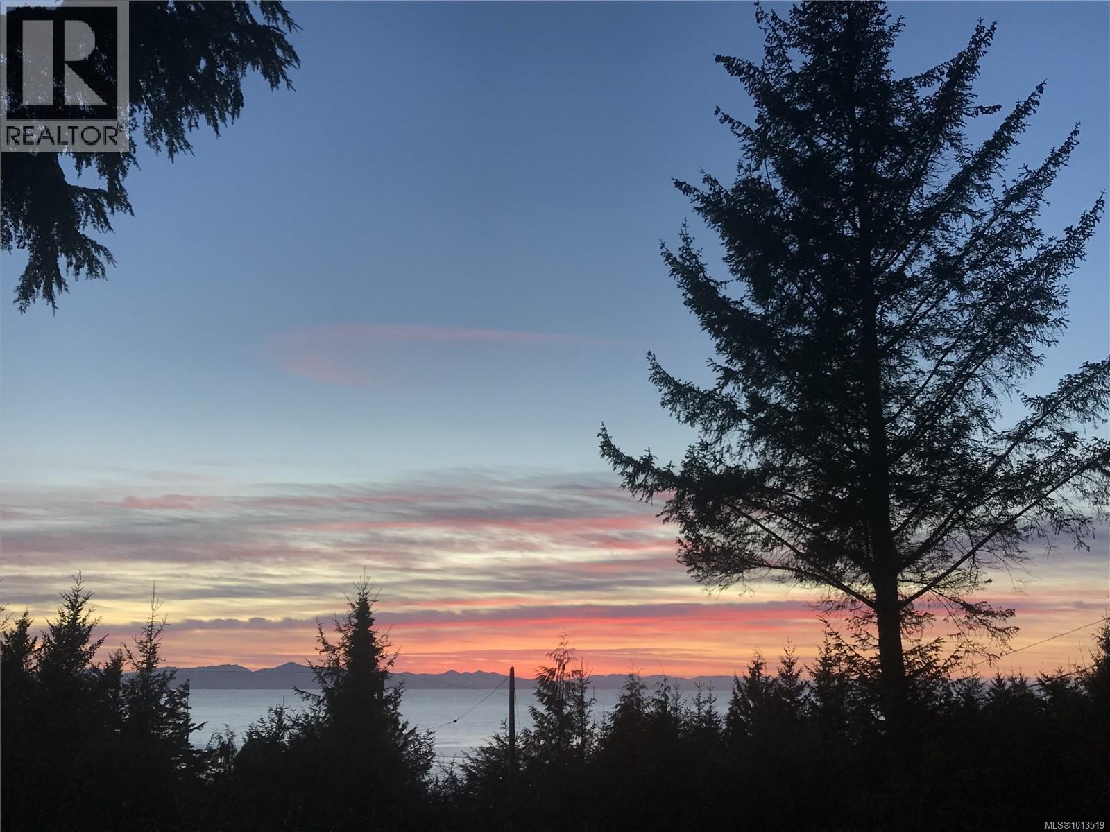  2601 Seaside Drive, Sooke