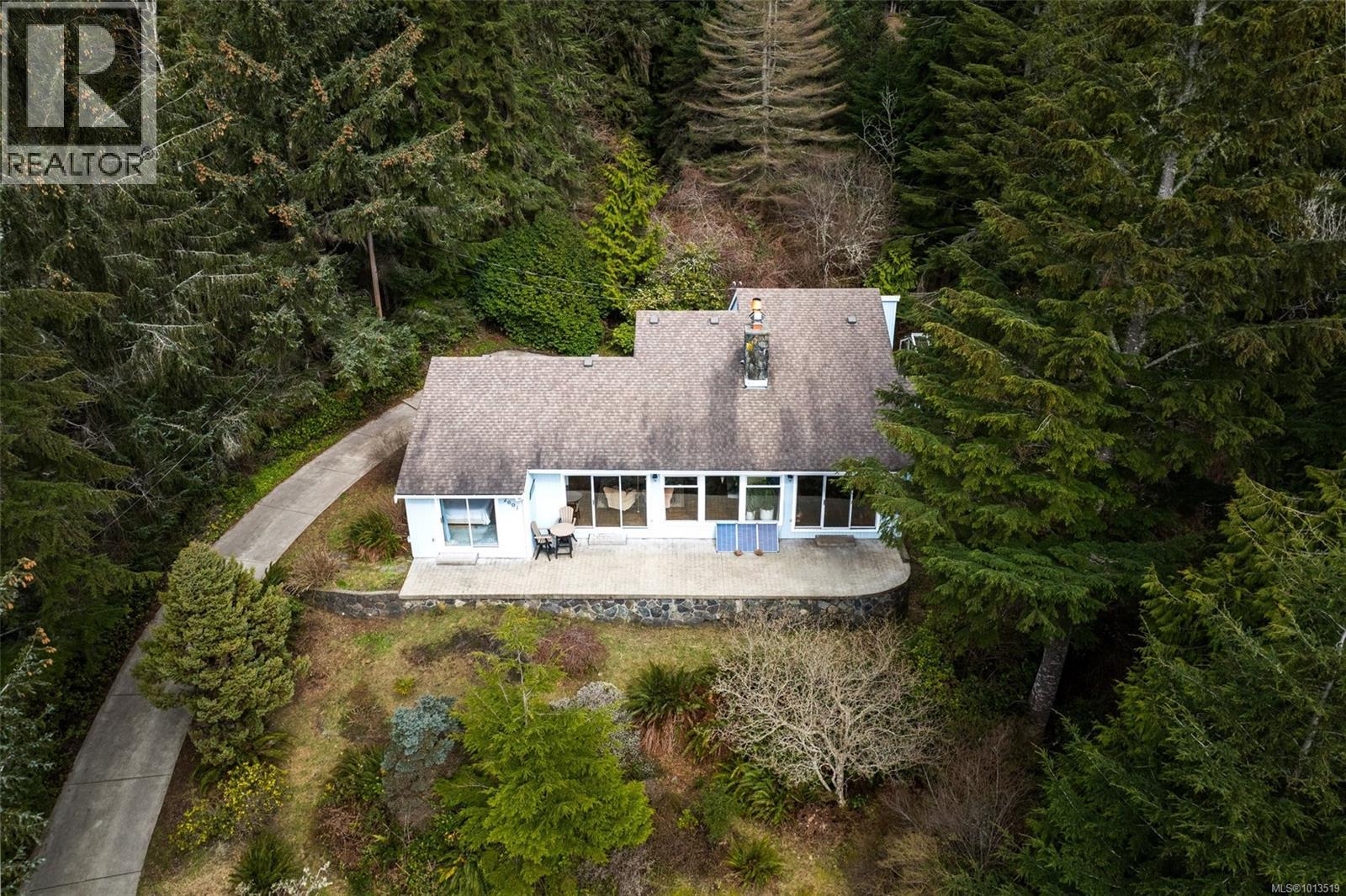  2601 Seaside Drive, Sooke