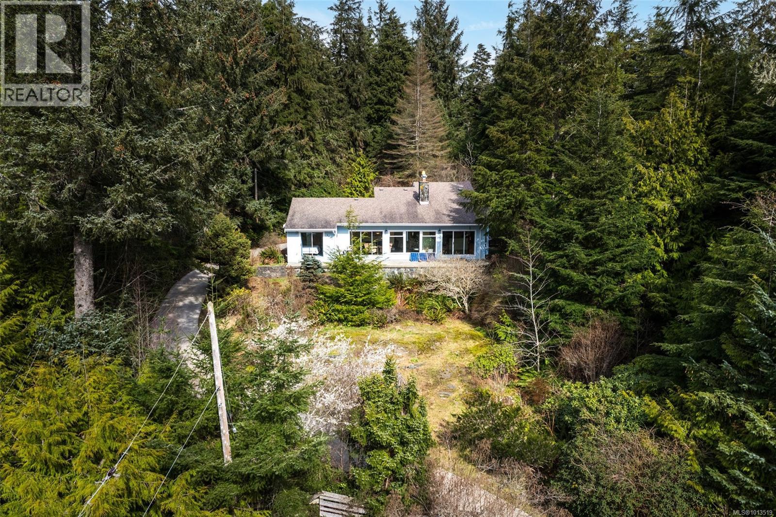  2601 Seaside Drive, Sooke