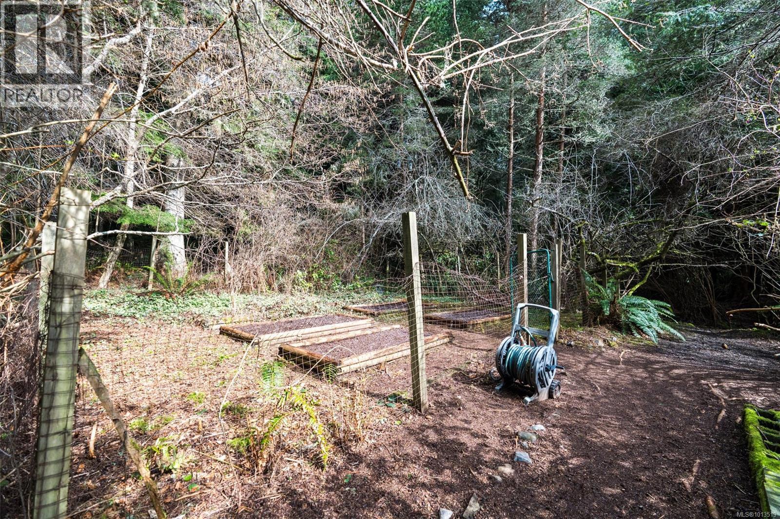  2601 Seaside Drive, Sooke