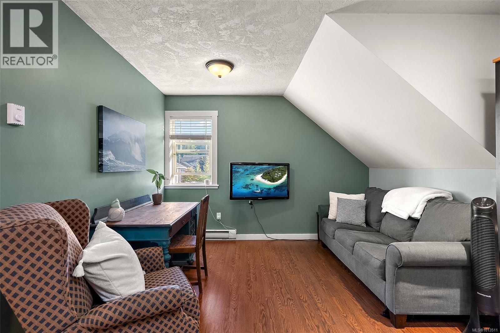 2219 Baron Rd, Shawnigan Lake