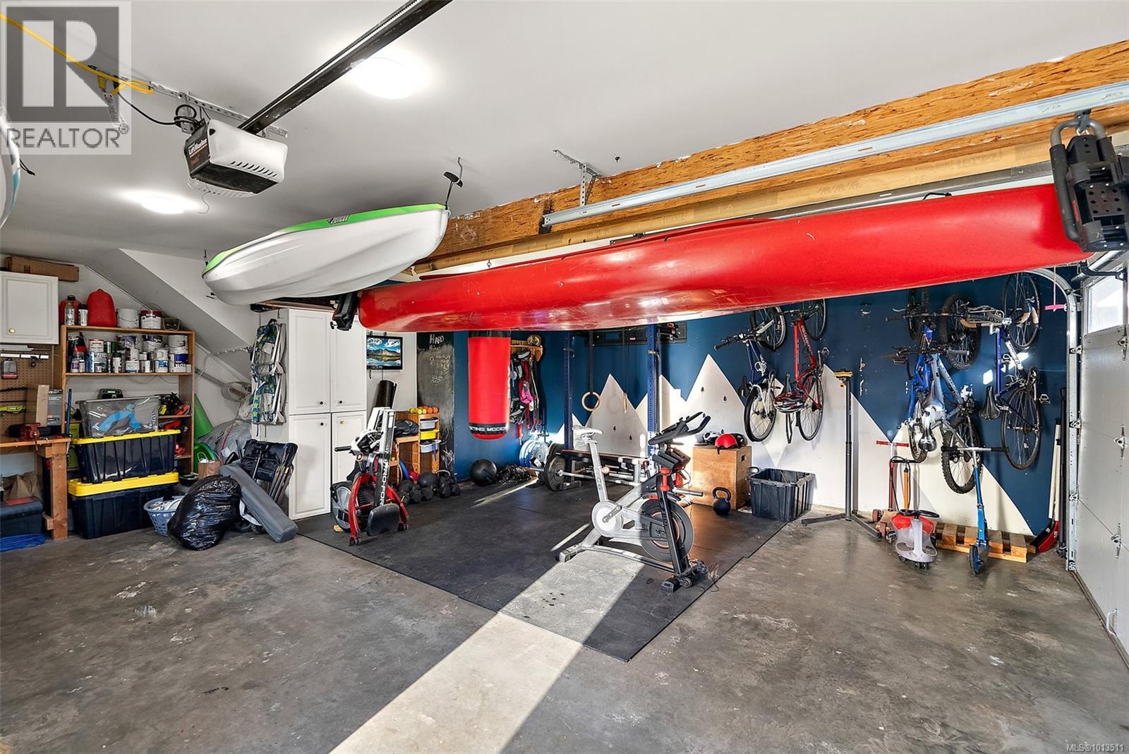 2219 Baron Rd, Shawnigan Lake
