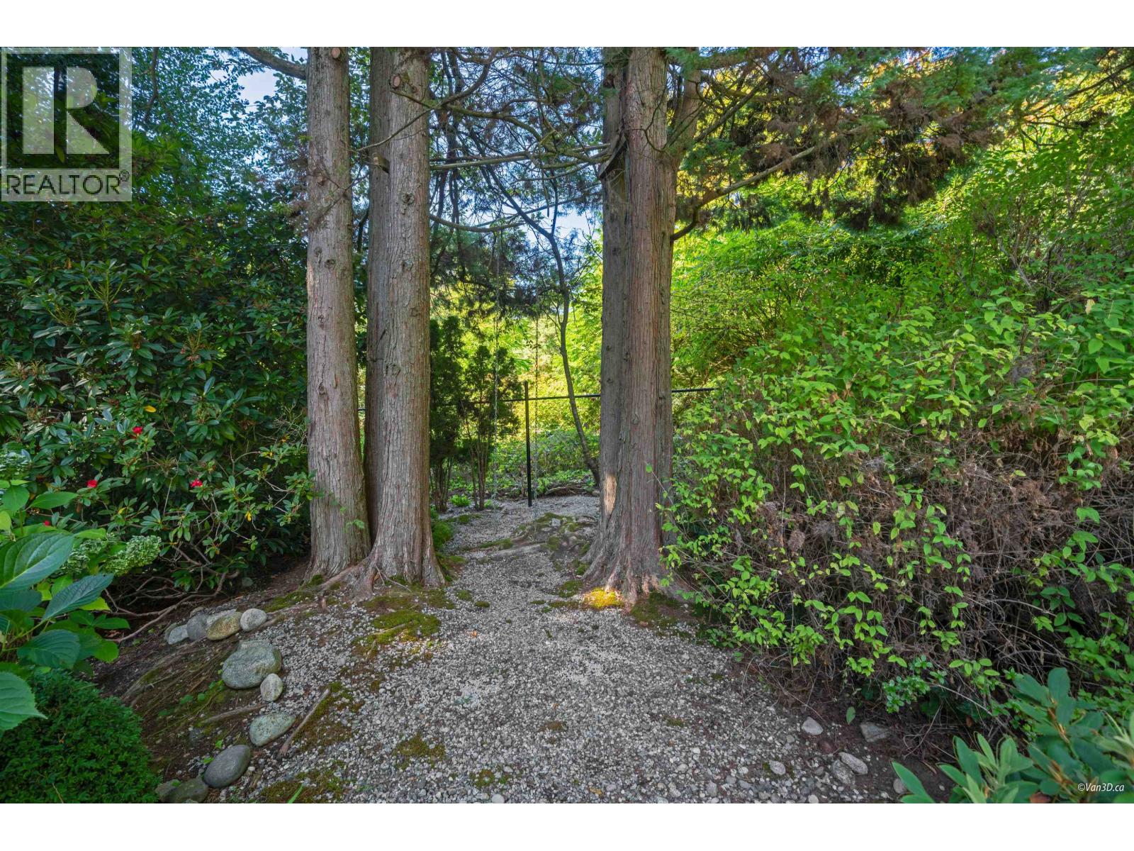 485 SOUTHBOROUGH DRIVE, West Vancouver