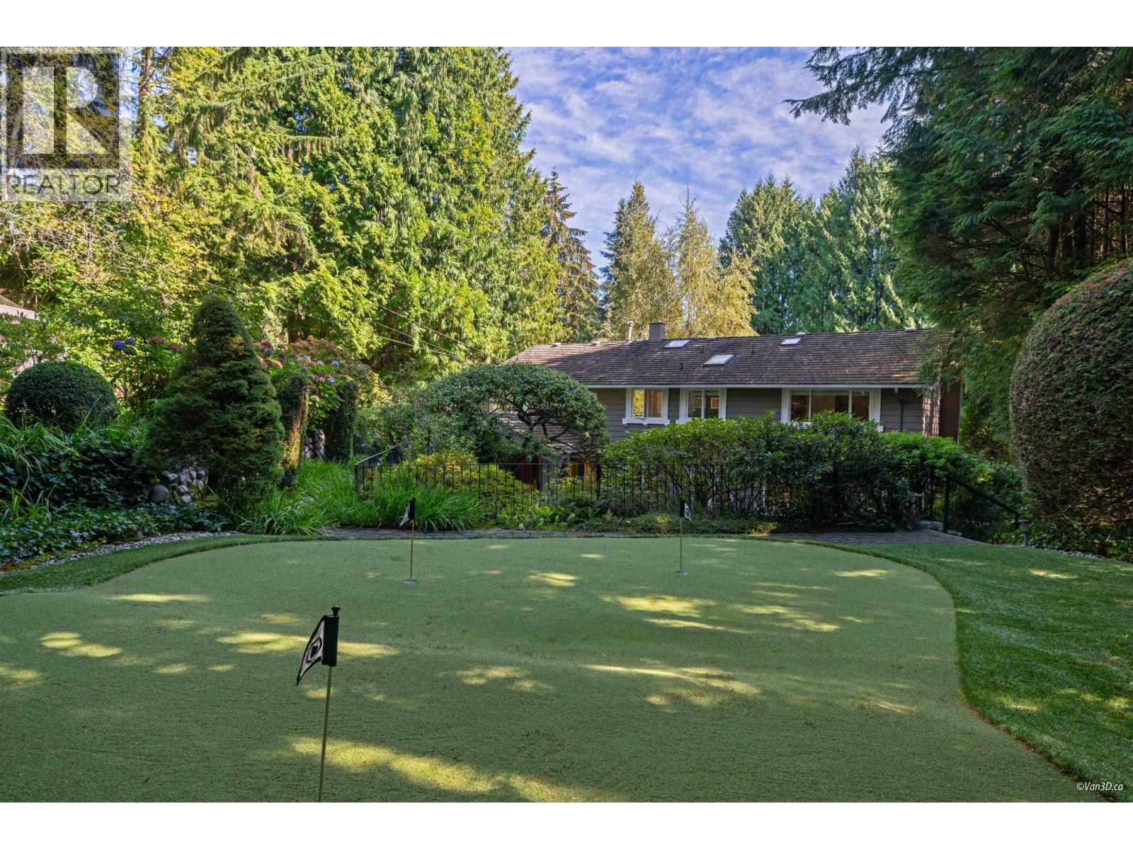 485 SOUTHBOROUGH DRIVE, West Vancouver